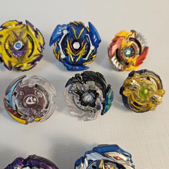 20 Complete Beyblades 6 Launchers + Extras - Picture 5 of 10